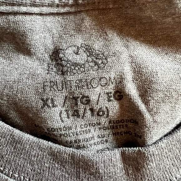 Boys Youth Fruit of Loom Cotton Muscle Tank Tops - Picture 2 of 2